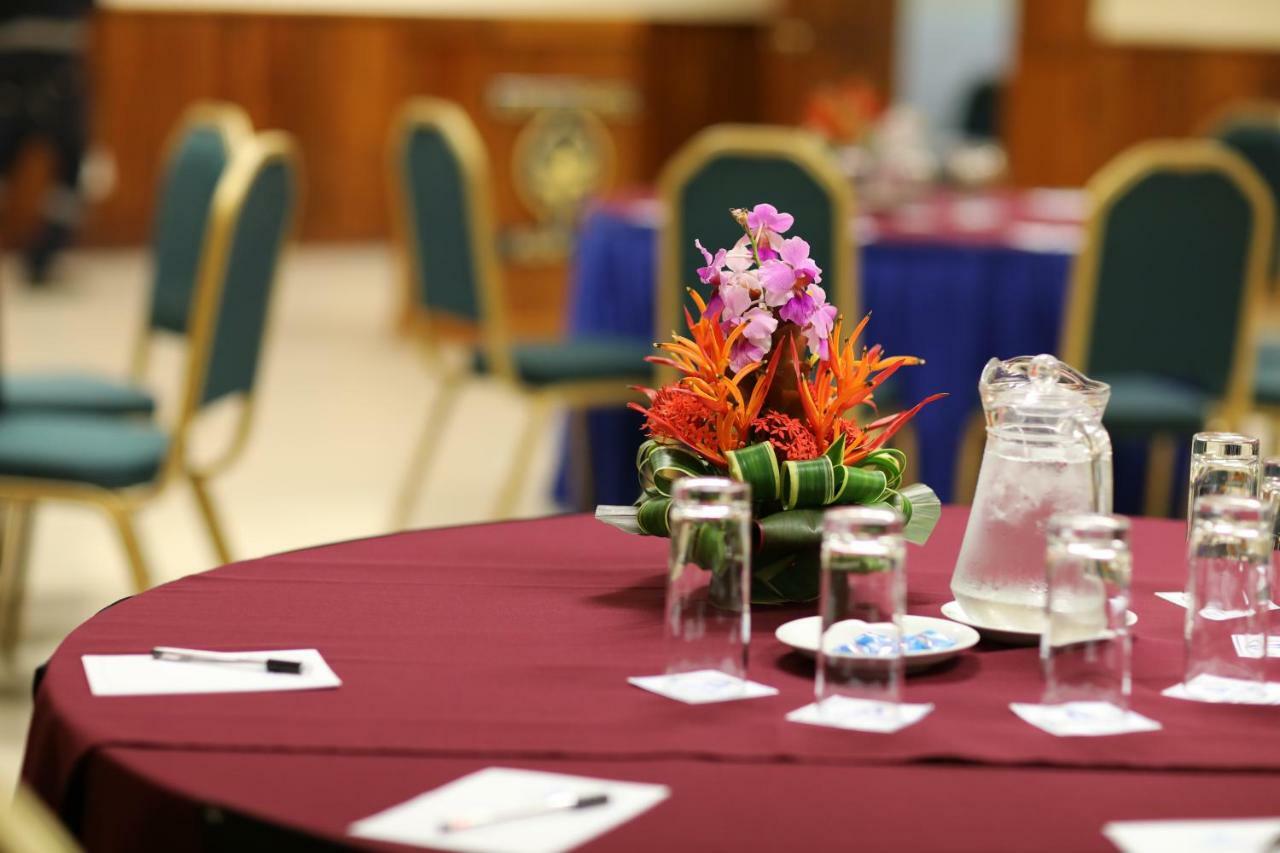 فندق Alotau International المظهر الخارجي الصورة